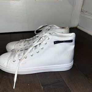 White hightop sneaker